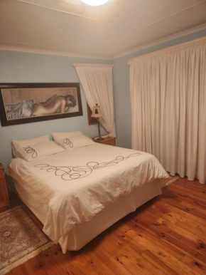 Hersham Holiday Home